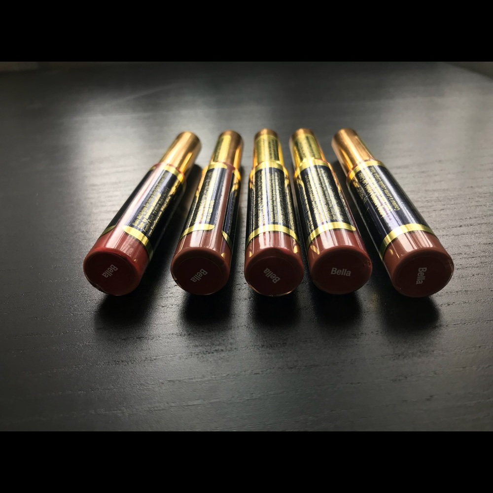BELLA LIPSENSE